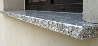 Parapety z kamienia